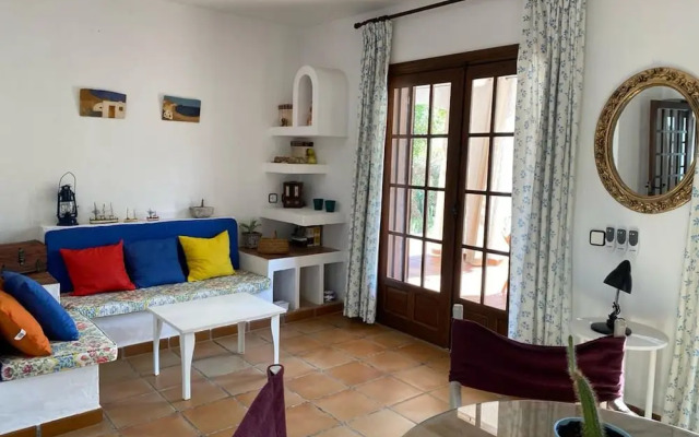 Spacious Holiday Home With Private Garden