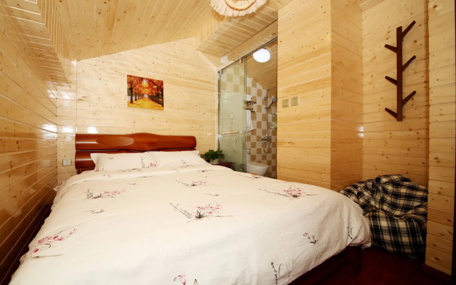 Zhouzhuang Nostalgia Town Theme Hostel