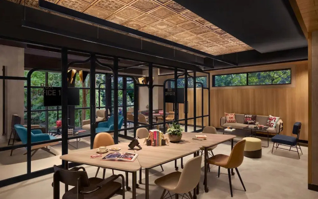 Moxy Mumbai Andheri West
