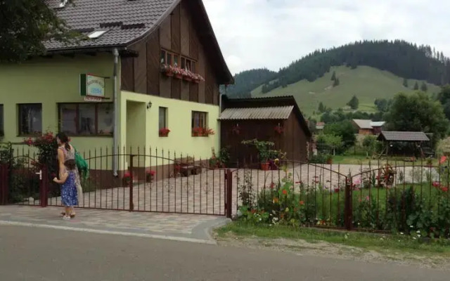 Bucovina Hills Guesthouse