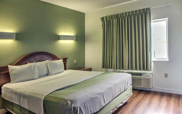 Motel 6 Dallas, TX - Northwest