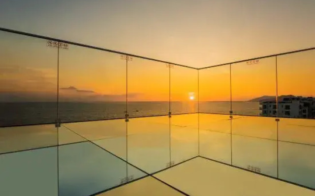 Sanya Yunhai Starry Sky Haiyunju·Full Intelligent Seaview Homestay