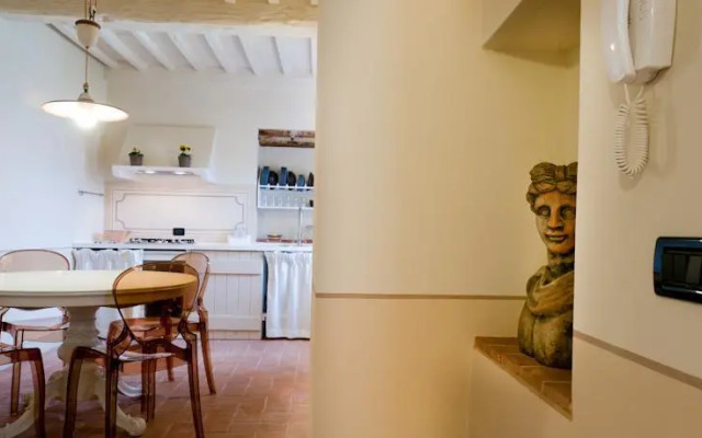 La Quercia - Bilocale in Borgo con Piscina