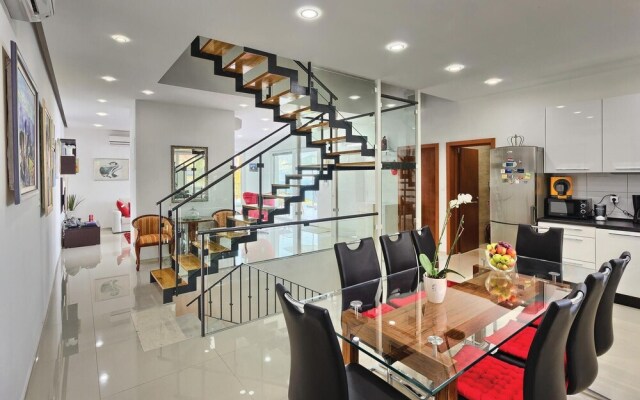 Awesome Home in Lokva Rogoznica With Sauna, Wifi and 4 Bedrooms