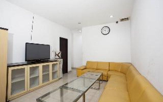 RedDoorz near Exit Toll Kota Satelit 2