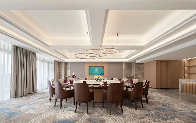Qianhuazhou Hotel