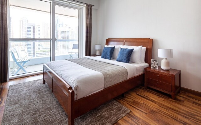 Visually Unique 1BR Apartment in JLT - Sleeps 4!