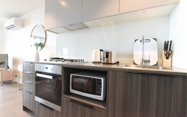 HFN Waterside Melbourne Apartment