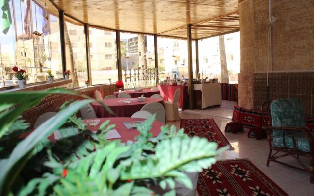 Jerusalem Doors Hotel Apartments