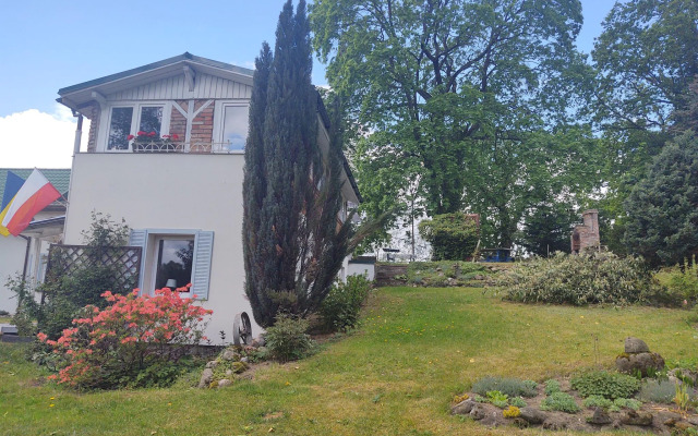 Holiday home by the lake Klepnica