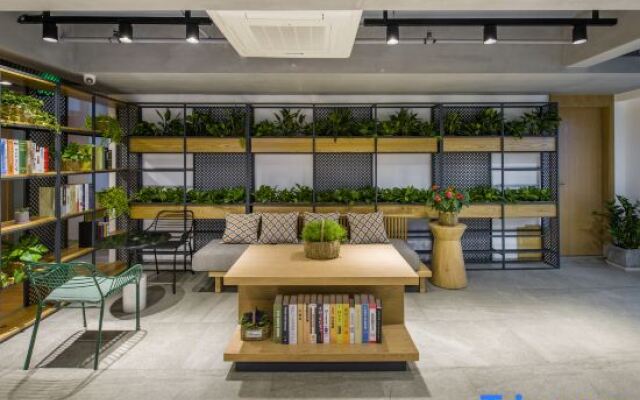 TRUE GO Hotel (Shenzhen Futian Shangsha Subway Station)