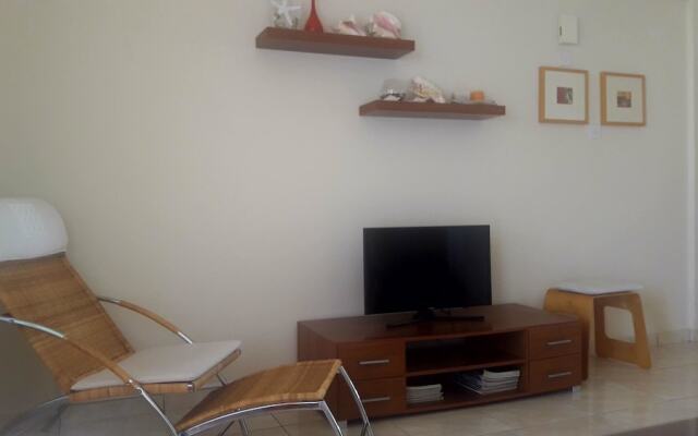 Golden Sea View Apartment