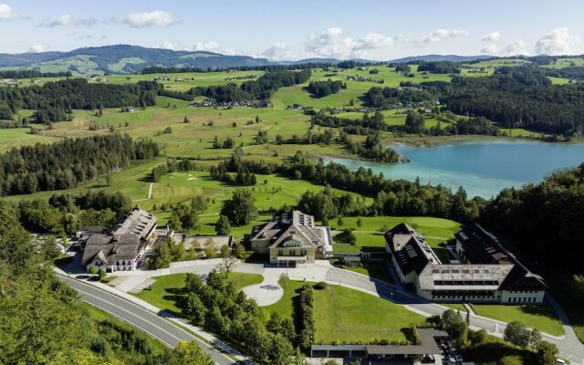 Arabella Jagdhof Resort am Fuschlsee, a Tribute Portfolio Hotel