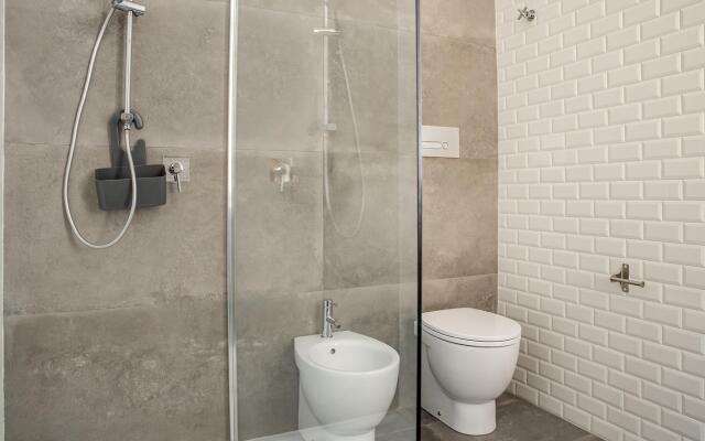 Cavour Apartment With Balcony by Wonderful Italy
