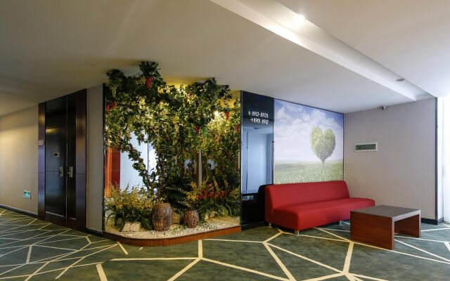 Calvin Hotel