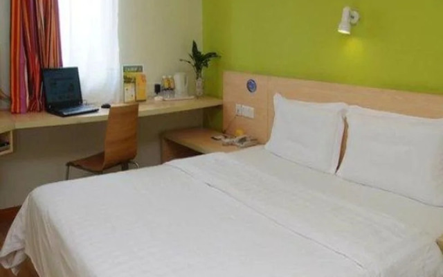 7 Days Inn Baoding Zhuozhou Cultural Square Branch