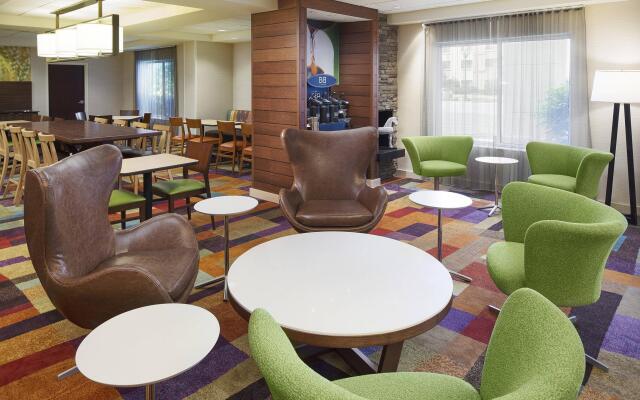 Fairfield Inn and Suites by Marriott Chicago Midway Airport