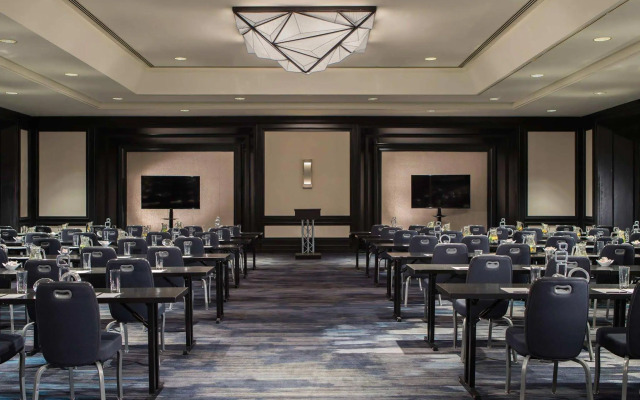 Renaissance Baltimore Harborplace Hotel