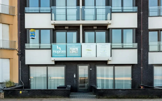 Winoc 402 Apartment With sea View in Koksijde