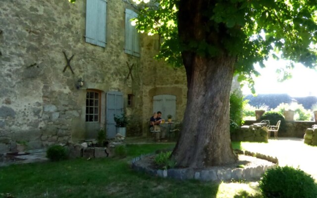 Chambres dHôtes Au Château
