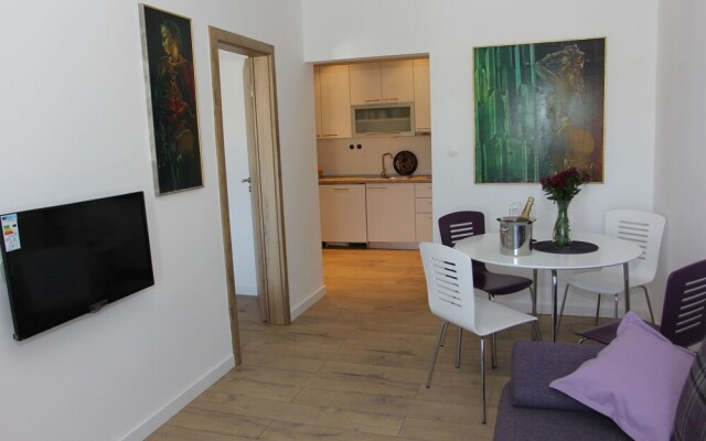 Apartment House Vitaic