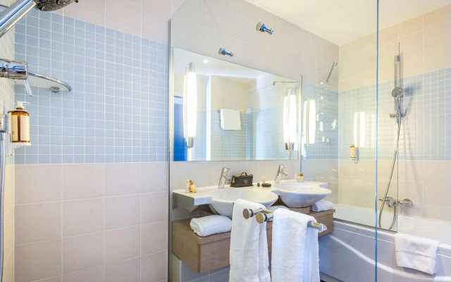 Mercure Chantilly Resort & Conventions