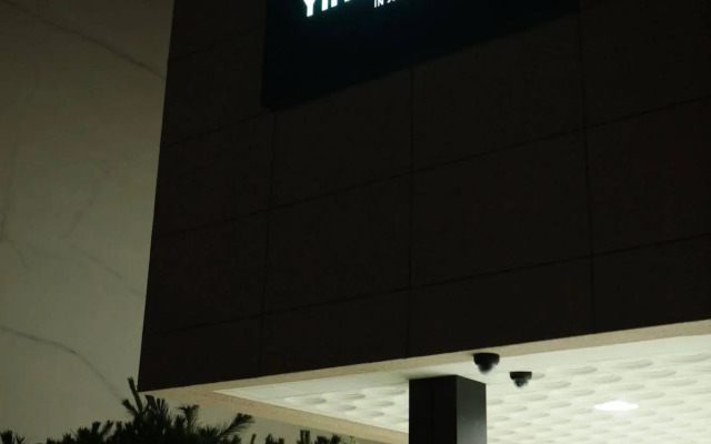 Yihua Hotel