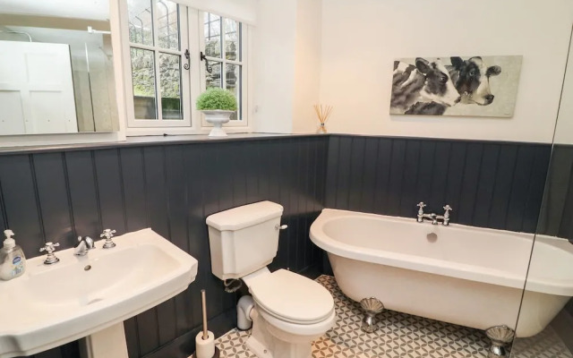Tilly's Cottage
