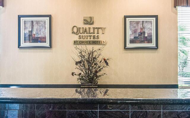 Quality Suites North