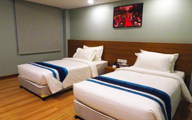 Hotel Azure