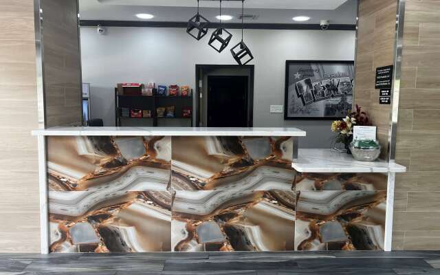 Super 8 by Wyndham Pasadena