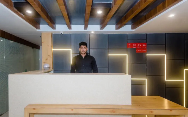 Capital O 30550 Riva International