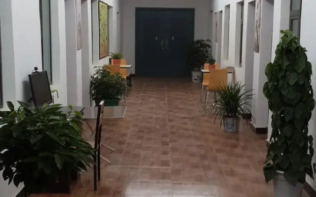 Dunhuang Ancient Path Hostel