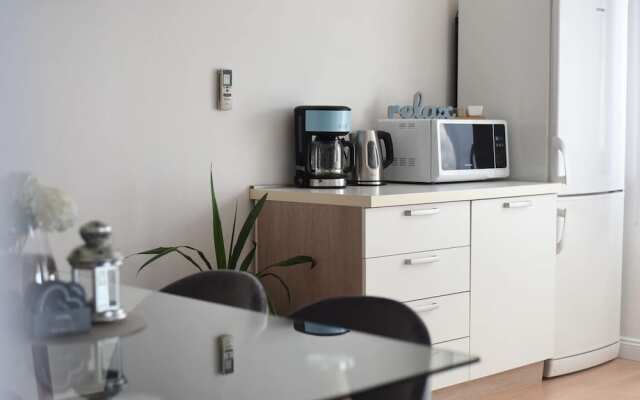 Apartment in Maslenica With Terrace