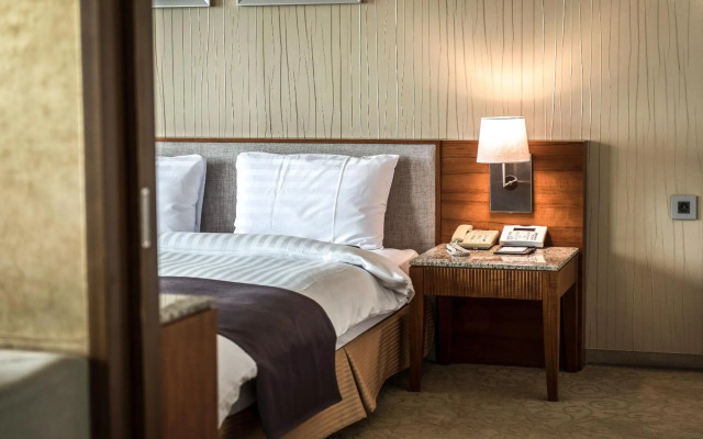 Shangria Beach Tourist Hotel