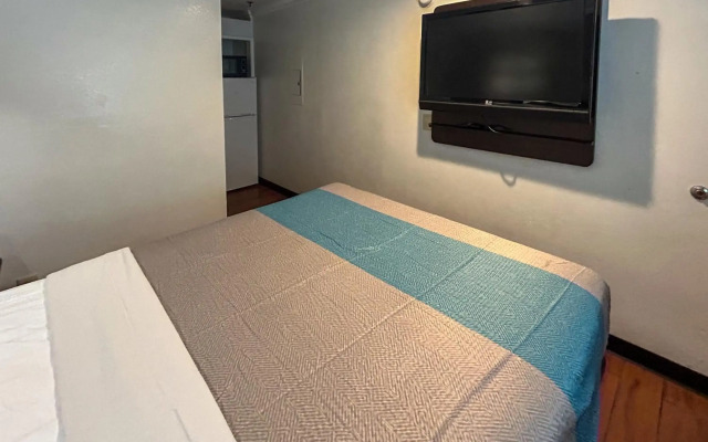 Motel 6 Ontario, CA - Convention Center - Airport