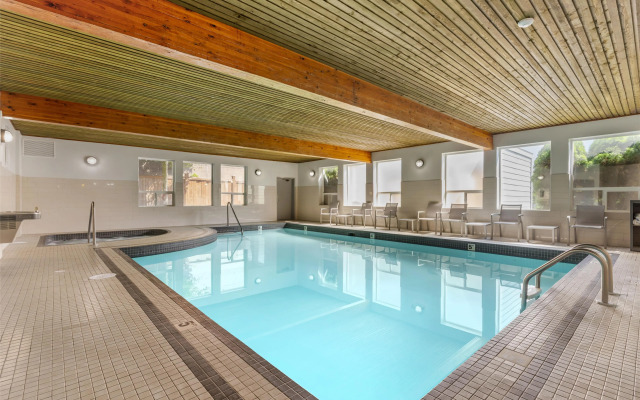 Best Western Plus Country Meadows Inn