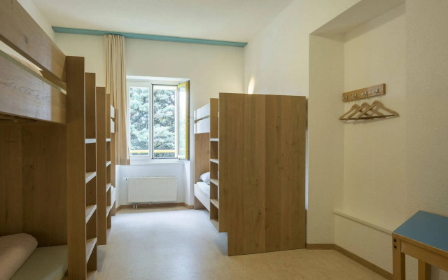 Youth Hostel Montreux