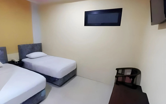 Hotel Khalista – Guest Rooms – Purwakarta