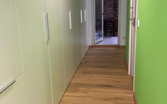 Piso en el centro para 4 personas - Plaza Amboage - WIFI