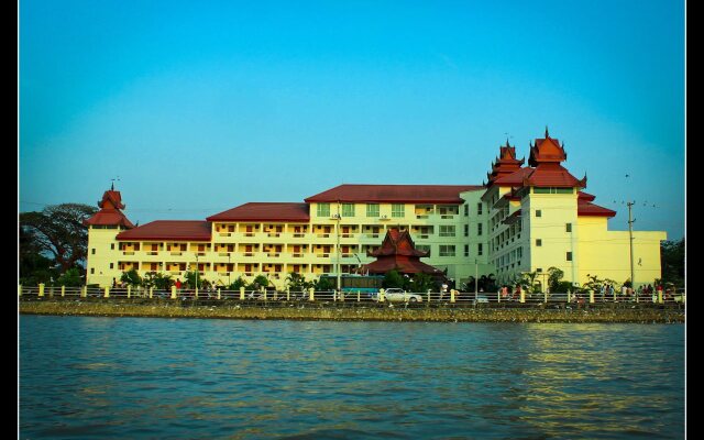 Mawlamyaing Strand Hotel