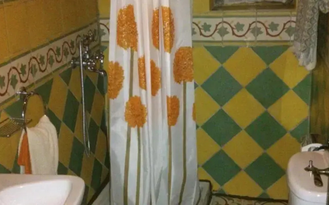 Apalni Traditional Guesthouse