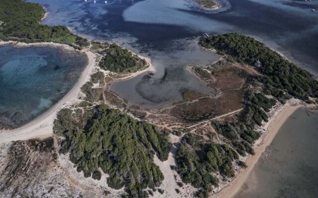 Charming Villa Close to the Beach - Beahost