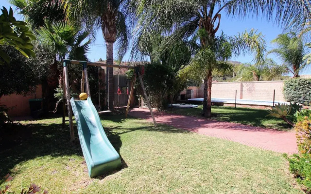 Tess Villa Andalusian Sun