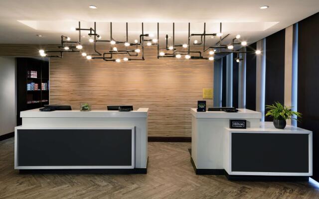 DoubleTree by Hilton Jamestown