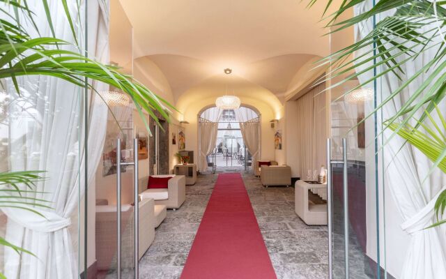 Palazzo Caracciolo Naples
