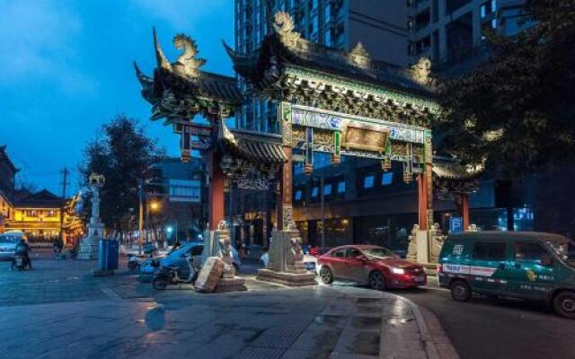 Chengdu Qingyang Wenshu Temple Locals Apartment 00144660