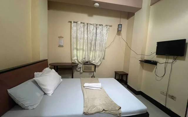 OYO 1151 AAM Transient and Guesthouse