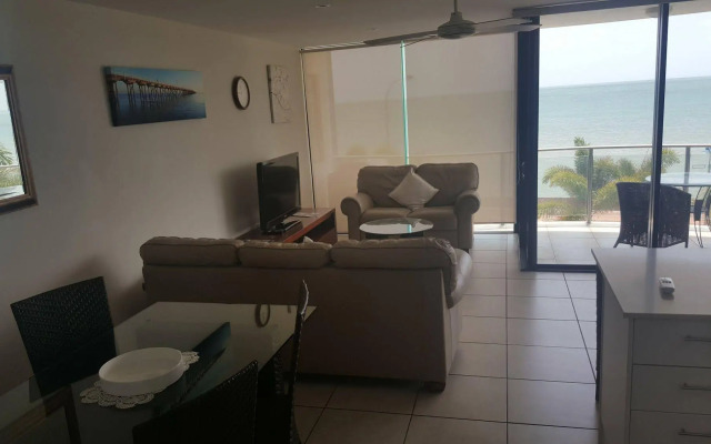 Pier Resort Apartments