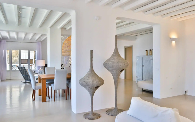 Altavista Villa